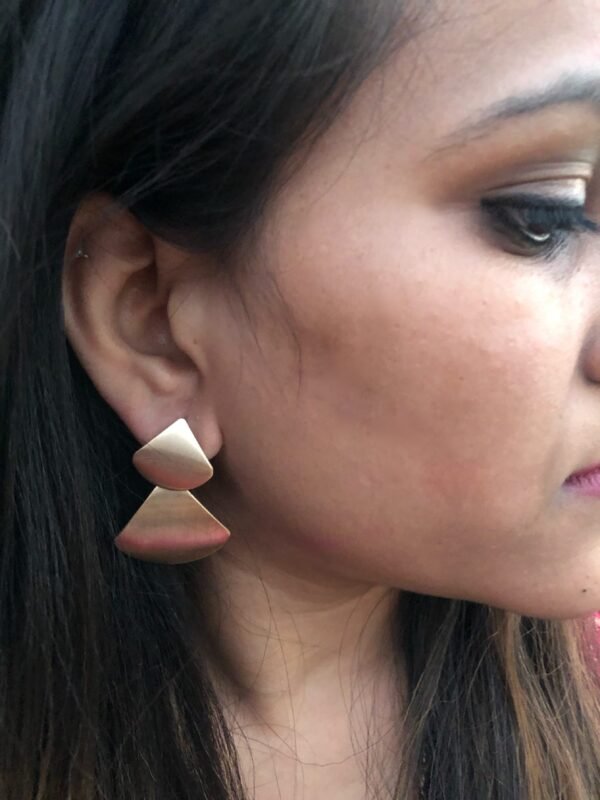 Western Golden Stud Earring BJW015